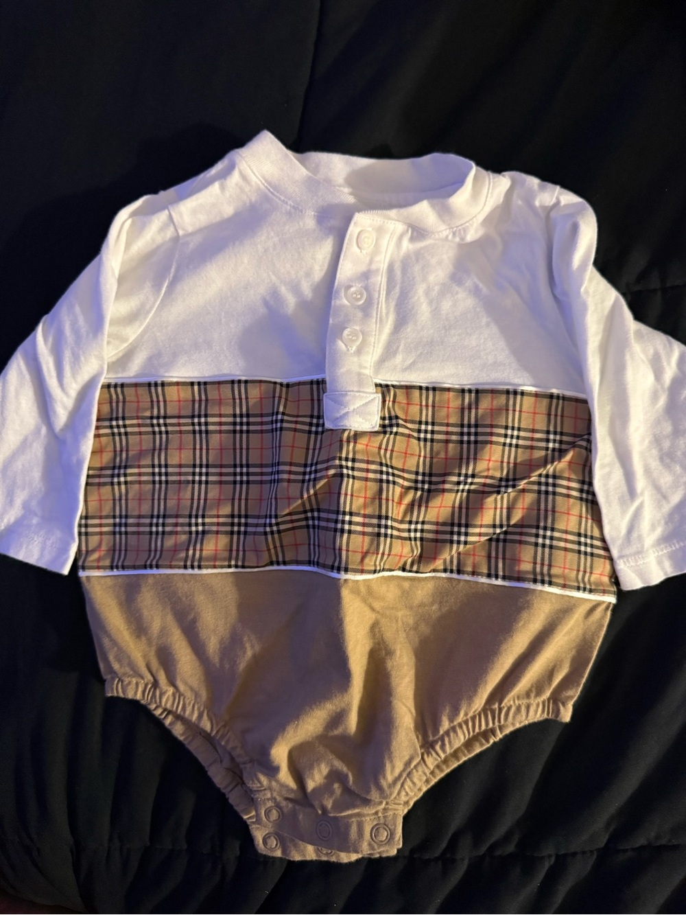 Burberry White & Tan Baby Henley Bodysuit with Signature Plaid